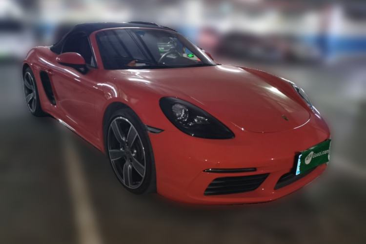 Used Porsche 718 2022 Boxster 2.0T Front Right 45 Deg