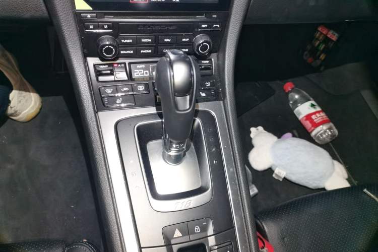 Used Porsche 718 2022 Boxster 2.0T Gear Lever