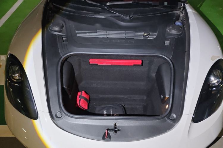 Used Porsche 718 2022 Boxster 2.0T Engine Bay