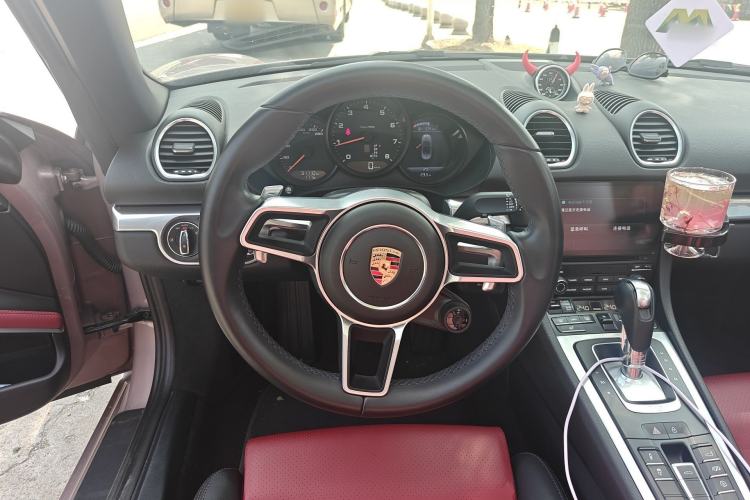 Used Porsche 718 2022 Boxster 2.0T Steering Wheel