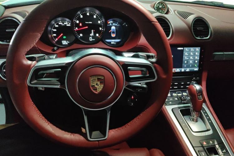 Used Porsche 718 2022 Boxster 2.0T Steering Wheel