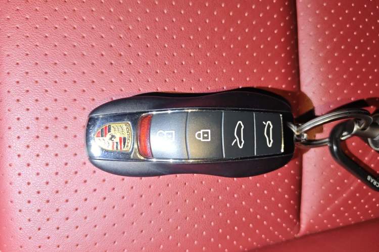 Used Porsche 718 2022 Boxster 2.0T Vehicle Key