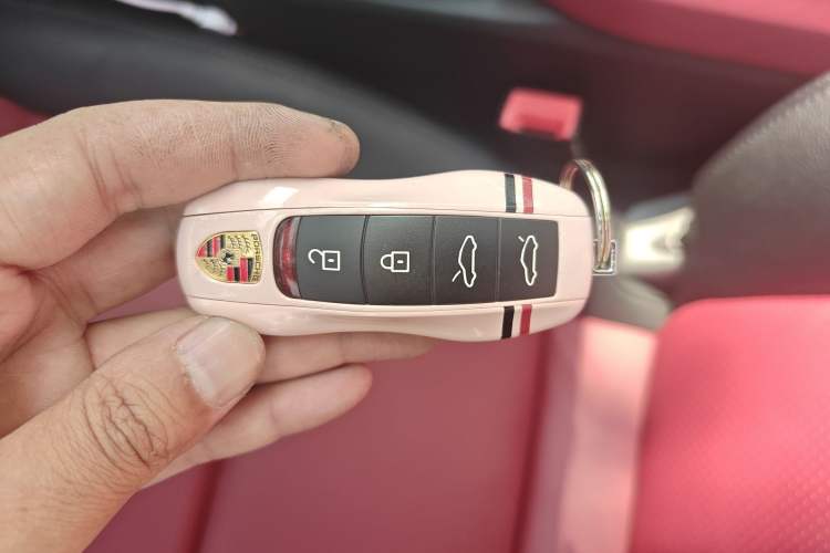 Used Porsche 718 2022 Boxster 2.0T Vehicle Key