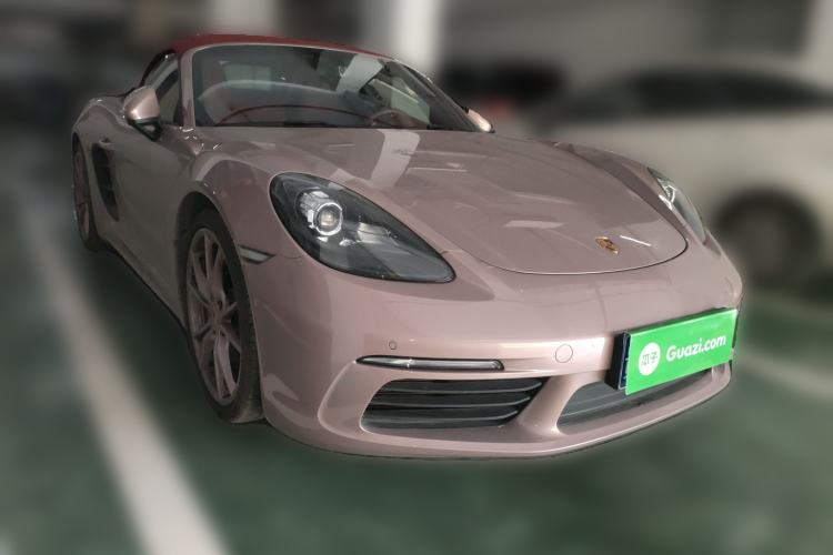 Used Porsche 718 2022 Boxster 2.0T Front Right 45 Deg