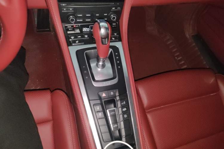 Used Porsche 718 2022 Boxster 2.0T Gear Lever