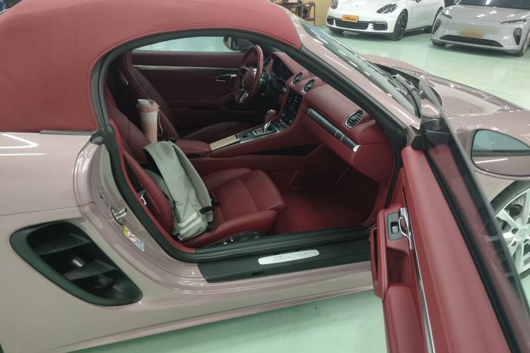 Used Porsche 718 2022 Boxster 2.0T Right Front Seat