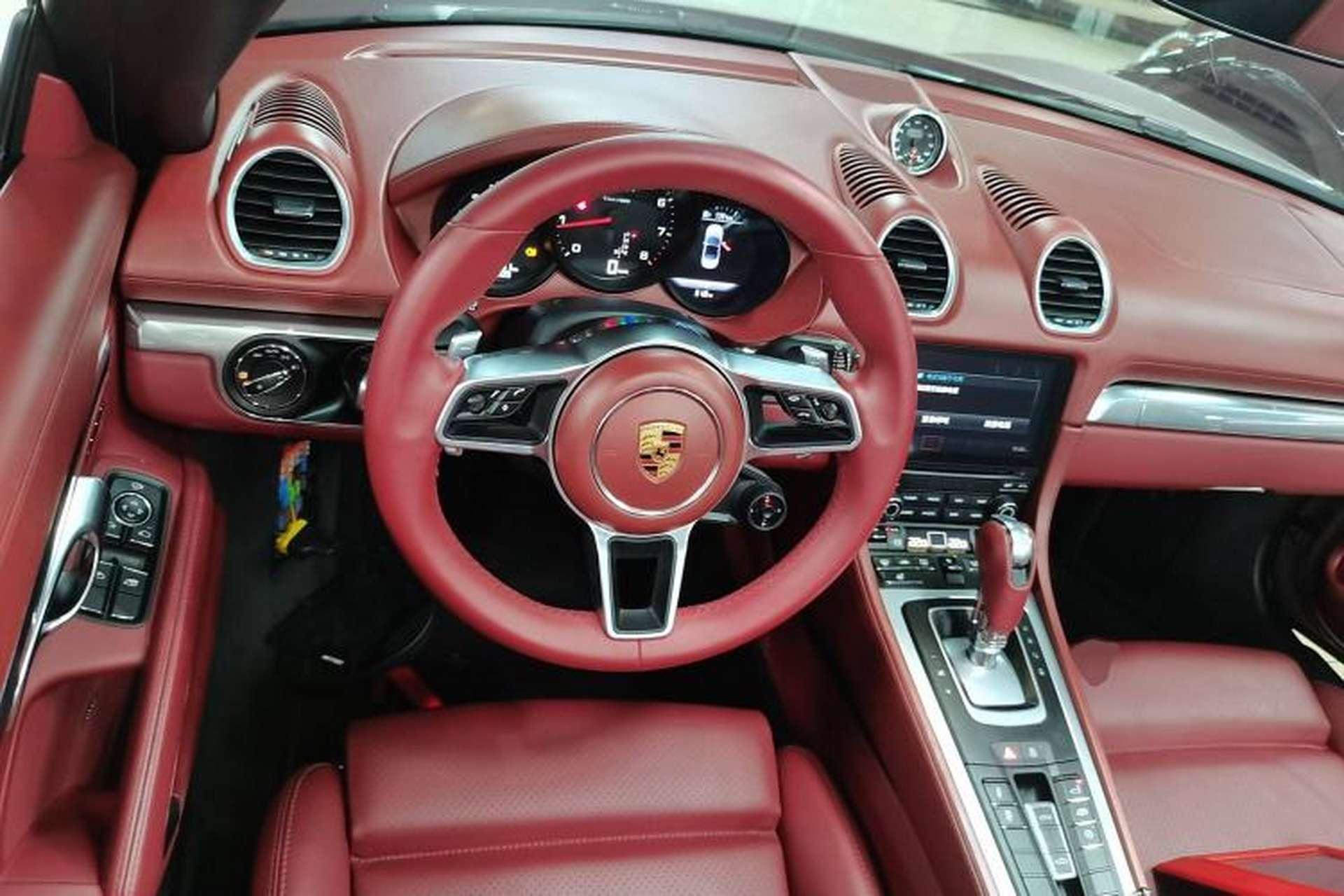 Used Porsche 718 2022 Boxster 2.0T Steering Wheel