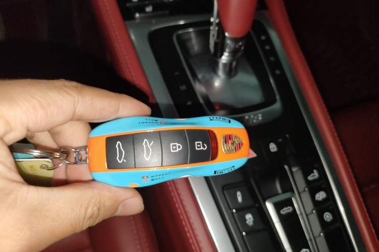 Used Porsche 718 2022 Boxster 2.0T Vehicle Key