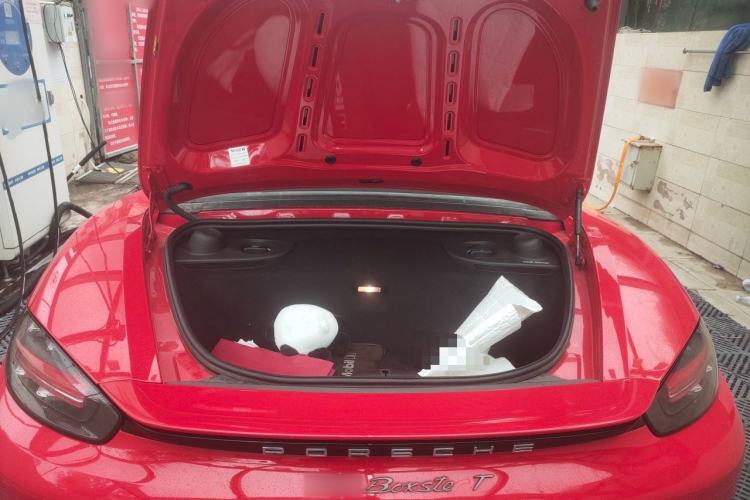 Used Porsche 718 2022 Boxster T 2.0T Engine Bay