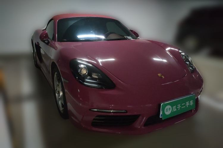 Used Porsche 718 2022 Boxster 2.0T Front Right 45 Deg
