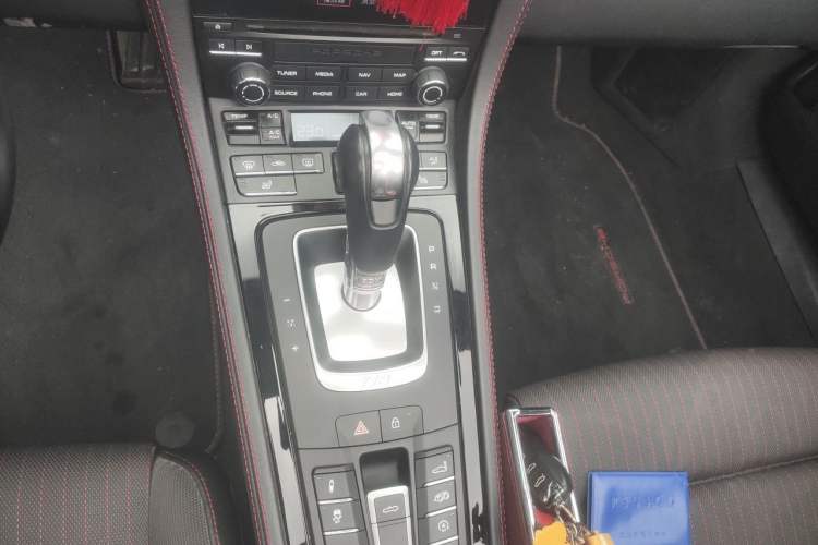 Used Porsche 718 2022 Boxster T 2.0T Gear Lever