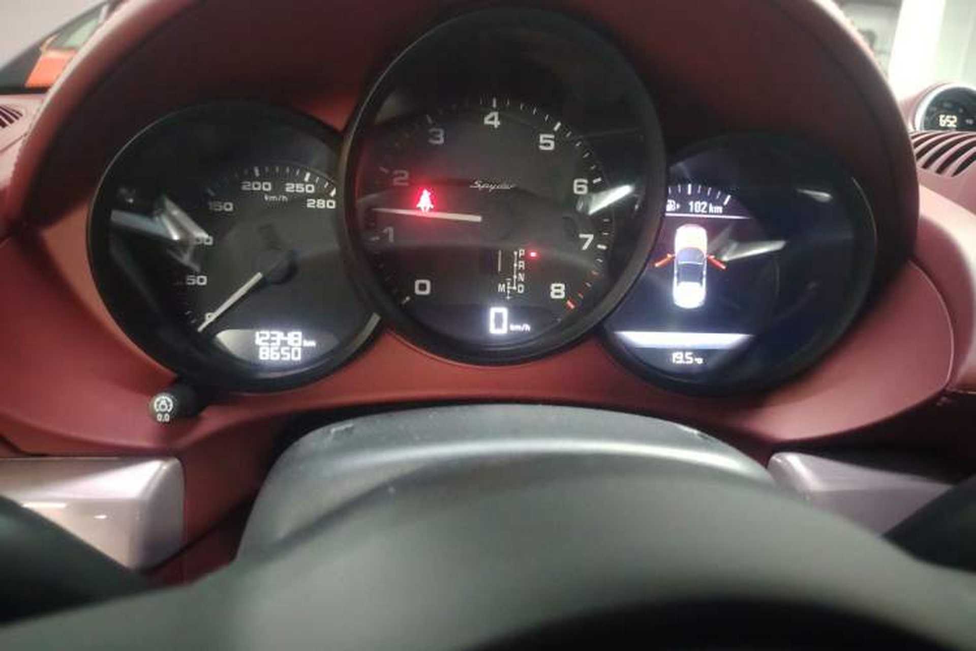 Used Porsche 718 2022 Spyder 2.0T Instrument Cluster