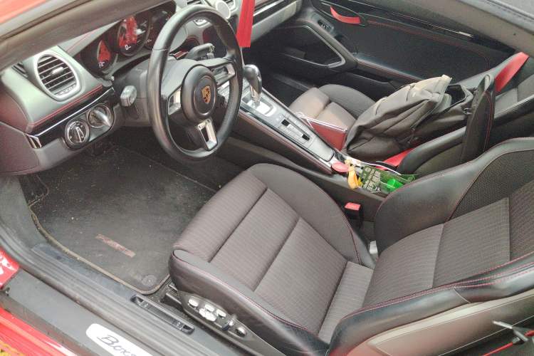 Used Porsche 718 2022 Boxster T 2.0T Left Front Seat