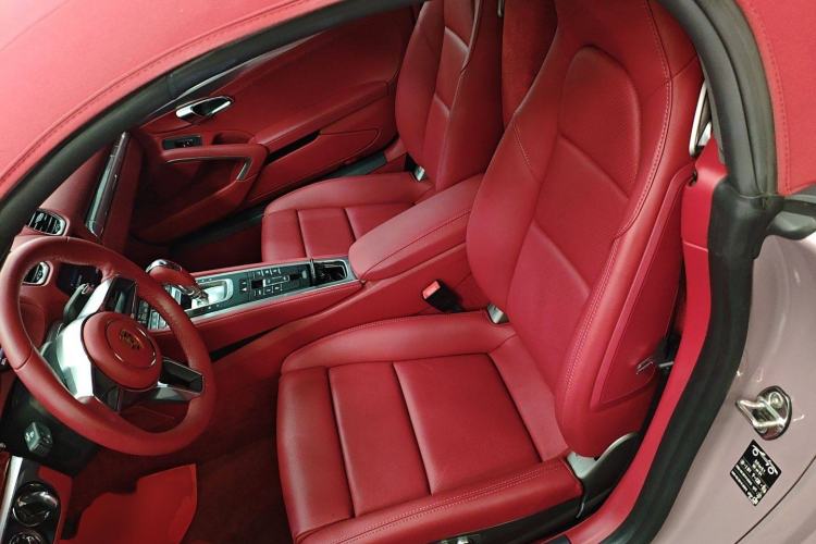 Used Porsche 718 2022 Boxster 2.0T Left Front Seat