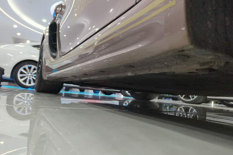 Used Porsche 718 2022 Boxster 2.0T Right Side Sill