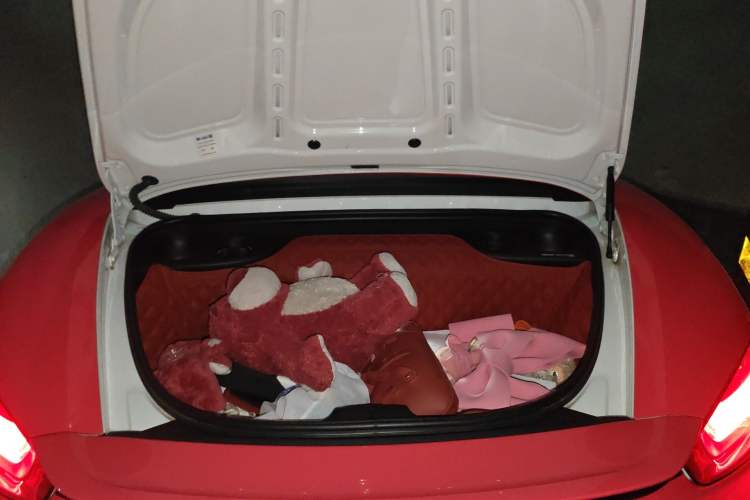 Used Porsche 718 2022 Boxster 2.0T Trunk