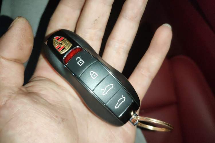 Used Porsche 718 2022 Boxster 2.0T Vehicle Key