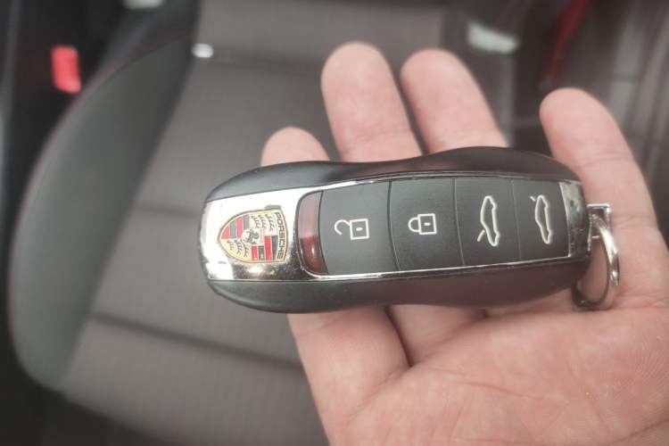 Used Porsche 718 2022 Boxster T 2.0T Vehicle Key