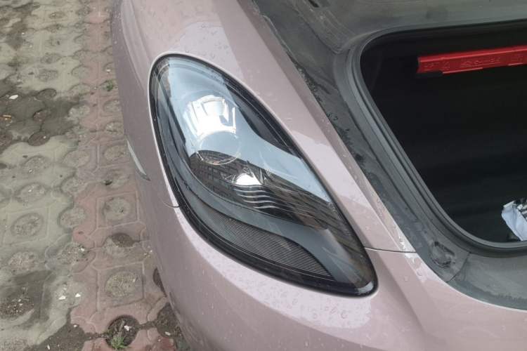 Used Porsche 718 2022 Cayman 2.0T Right Front Headlight