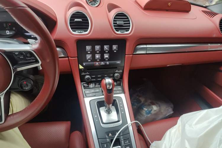 Used Porsche 718 2022 Boxster T 2.0T Audio And AC Panel