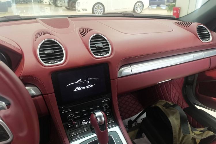 Used Porsche 718 2022 Boxster 2.0T Audio And AC Panel