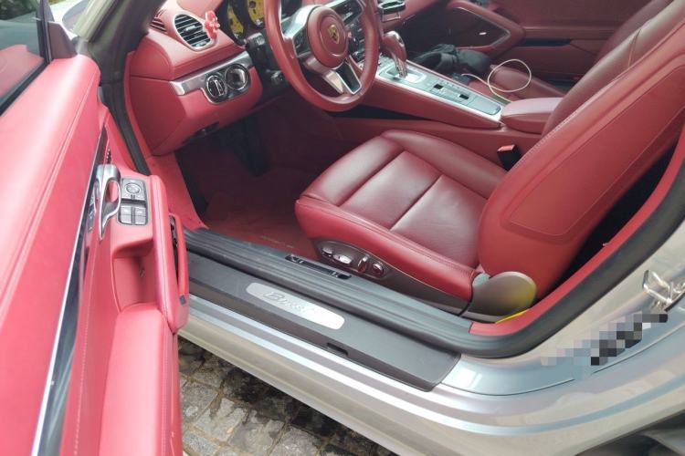 Used Porsche 718 2022 Boxster 2.0T Driver Seat