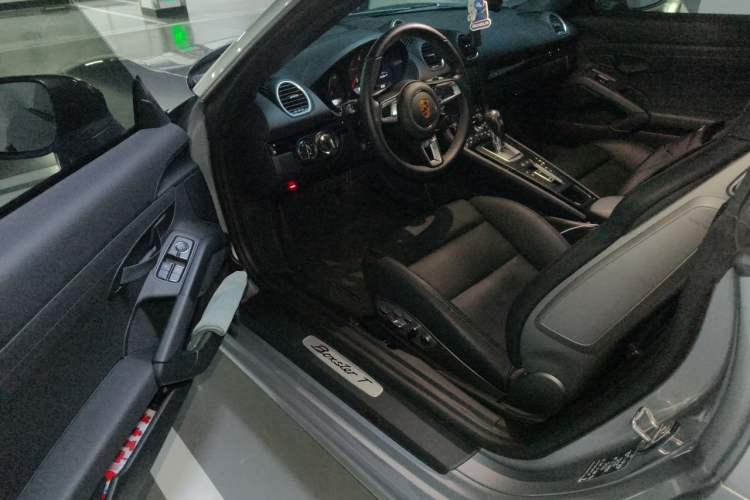 Used Porsche 718 2022 Boxster T 2.0T Driver Seat