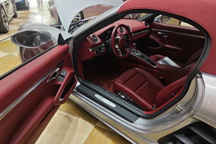 Used Porsche 718 2022 Boxster 2.0T Driver Seat