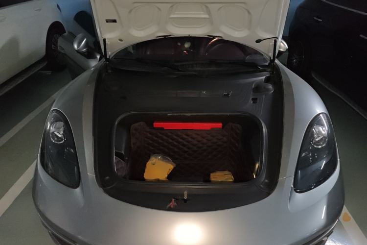 Used Porsche 718 2022 Boxster 2.0T Engine Bay