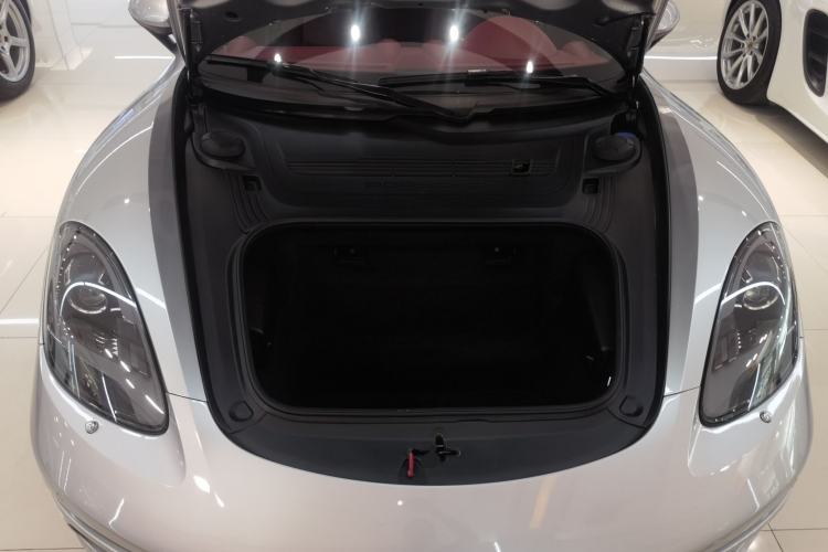 Used Porsche 718 2022 Boxster 2.0T Engine Bay