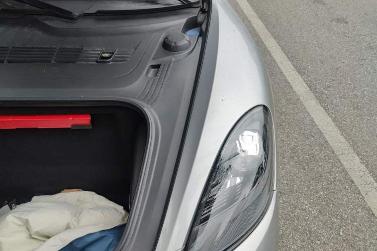 Used Porsche 718 2022 Boxster T 2.0T Engine Bay Left
