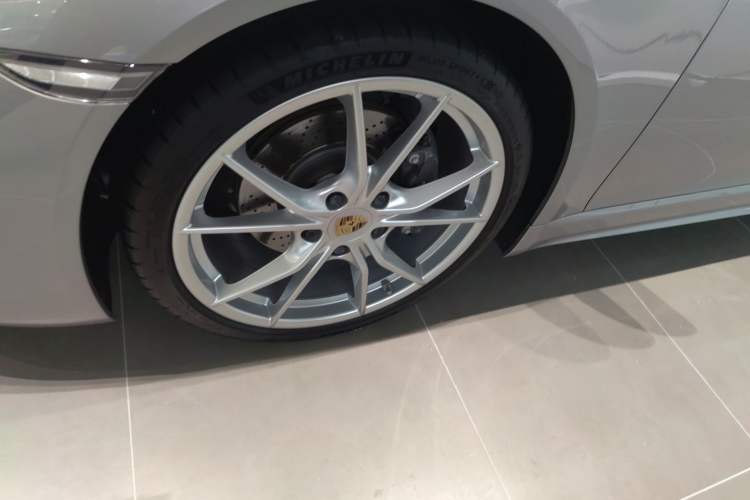 Used Porsche 718 2022 Boxster 2.0T Exterior 4