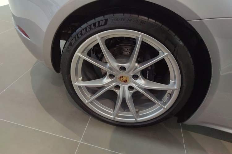 Used Porsche 718 2022 Boxster 2.0T Exterior 5