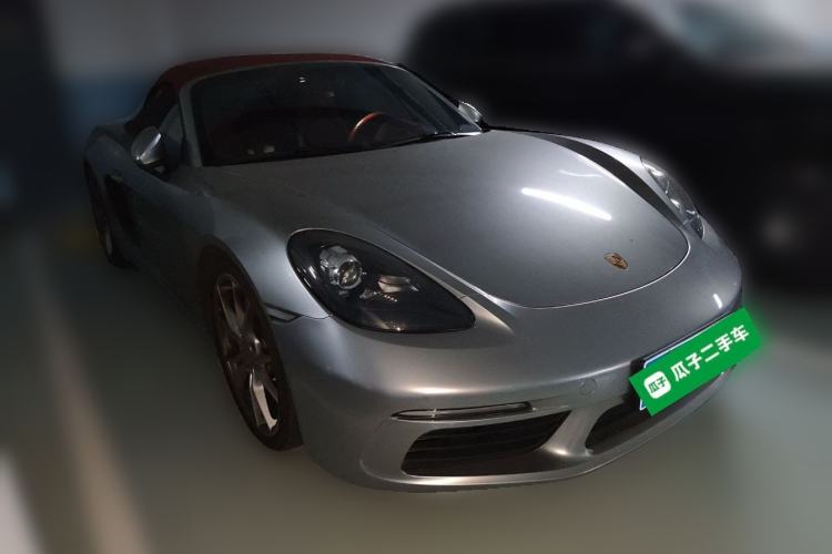 Used Porsche 718 2022 Boxster 2.0T Front Right 45 Deg