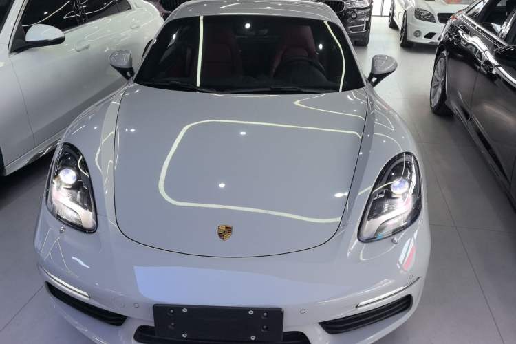 Used Porsche 718 2022 Cayman 2.0T Front