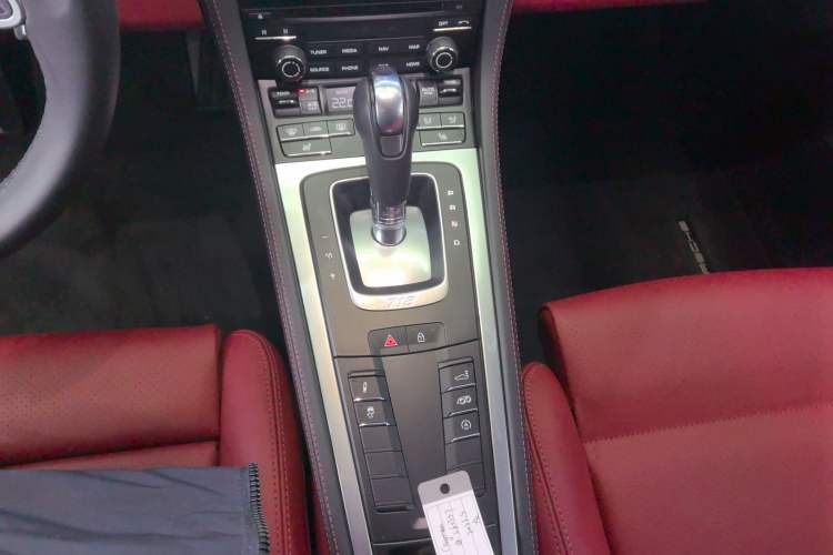 Used Porsche 718 2022 Cayman 2.0T Gear Lever