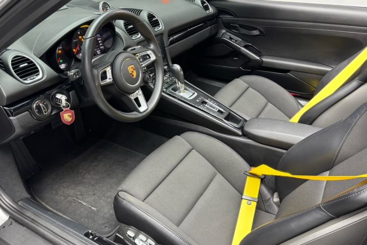 Used Porsche 718 2022 Boxster T 2.0T Interior 5