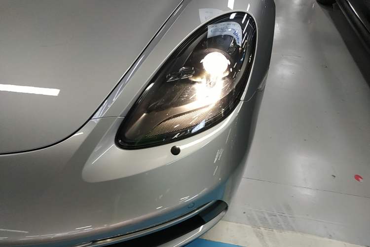 Used Porsche 718 2022 Spyder 2.0T Left Front Headlight
