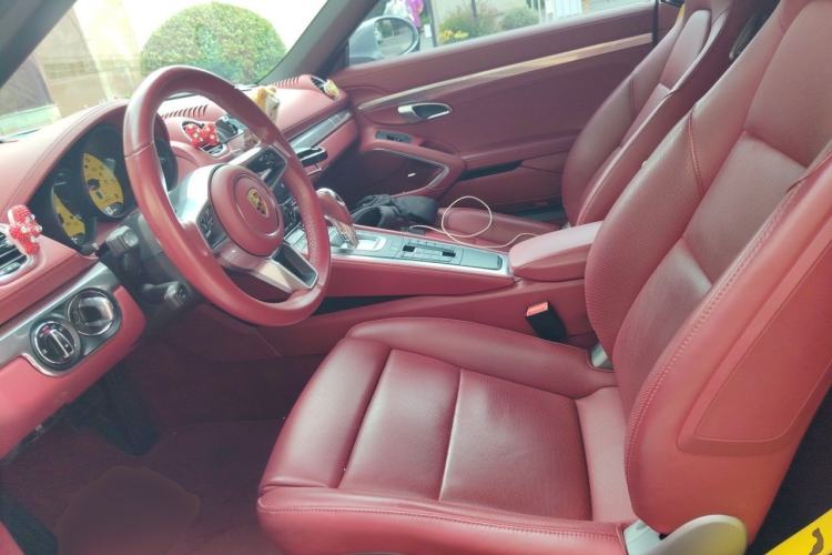 Used Porsche 718 2022 Boxster 2.0T Left Front Seat