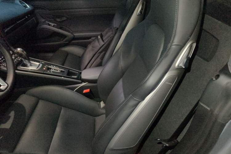 Used Porsche 718 2022 Boxster T 2.0T Left Rear Seat