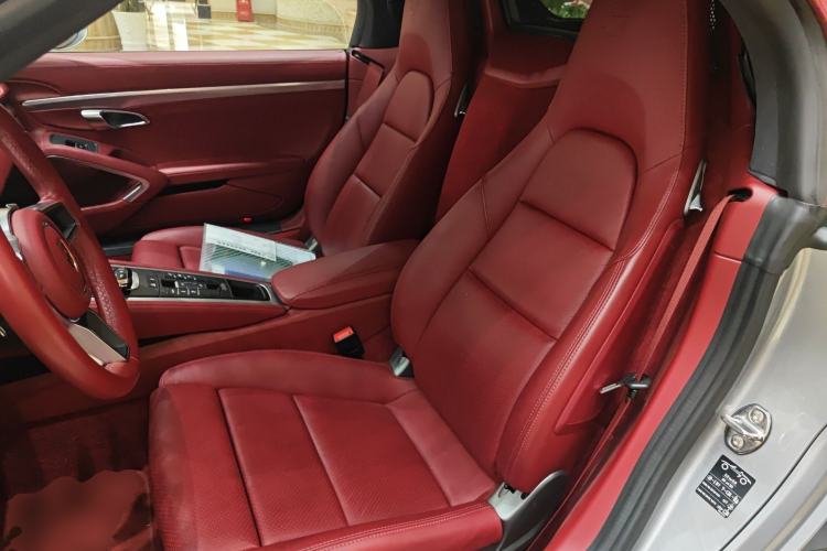 Used Porsche 718 2022 Boxster 2.0T Left Rear Seat