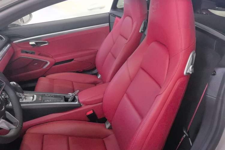 Used Porsche 718 2022 Cayman 2.0T Left Rear Seat
