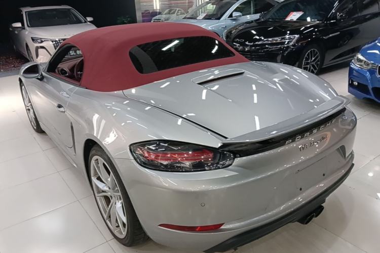 Used Porsche 718 2022 Boxster 2.0T Rear Left 45 Deg