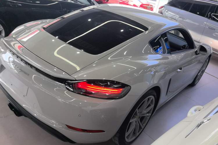 Used Porsche 718 2022 Cayman 2.0T Rear Right 45 Deg