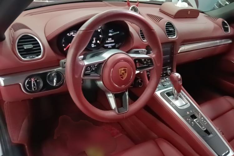 Used Porsche 718 2022 Boxster 2.0T Steering Wheel