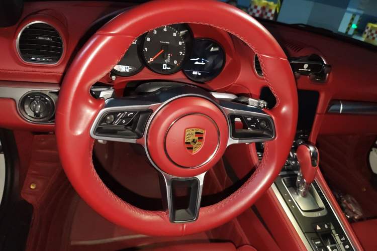 Used Porsche 718 2022 Boxster 2.0T Steering Wheel