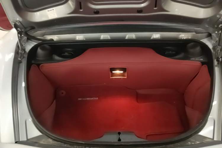 Used Porsche 718 2022 Boxster 2.0T Trunk