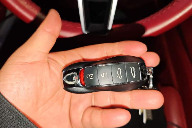 Used Porsche 718 2022 Boxster 2.0T Vehicle Key