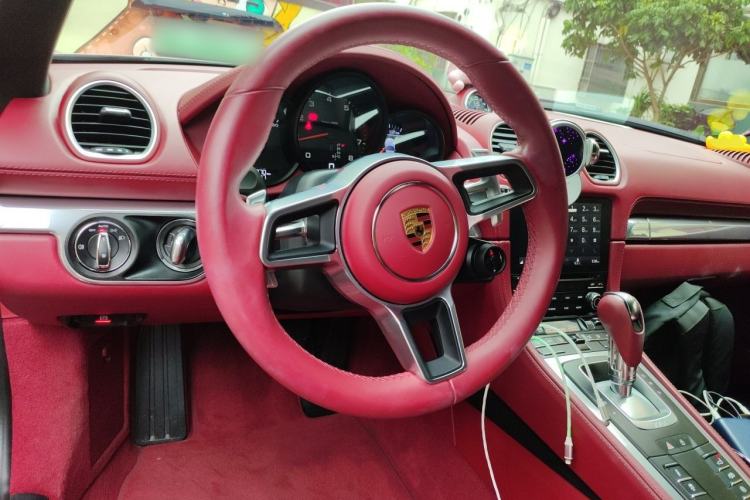 Used Porsche 718 2022 Cayman 2.0T Steering Wheel