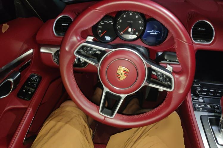 Used Porsche 718 2022 Boxster 2.0T Steering Wheel